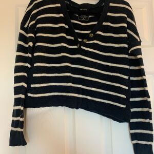 Abercrombie Navy and Cream Striped V-Neck Sweater
